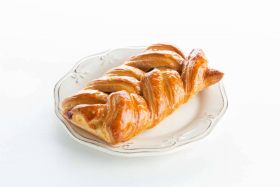 Булочка слоеная Bakery Story Плетенка творожная с малиной 1,5кг