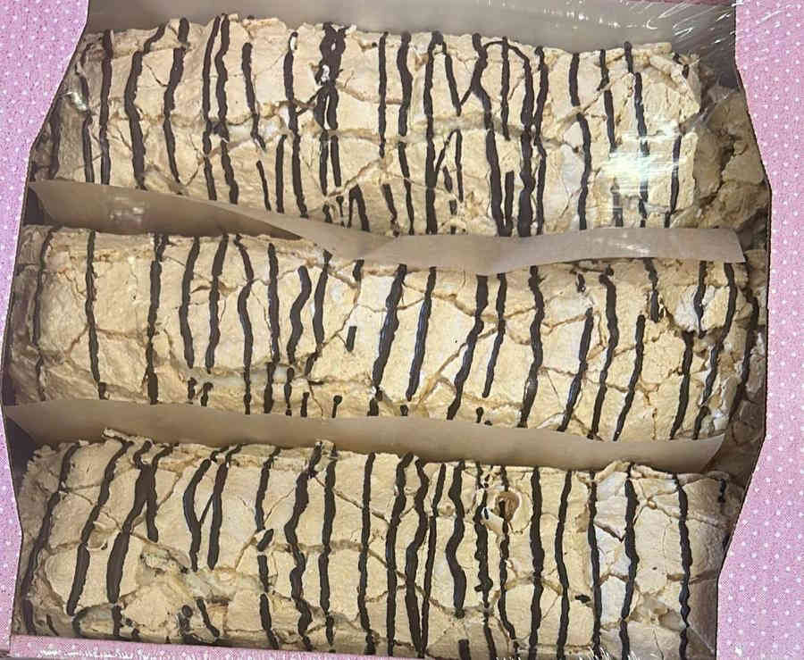 Меренговый рулет с начинкой Сгущенка 2 кг