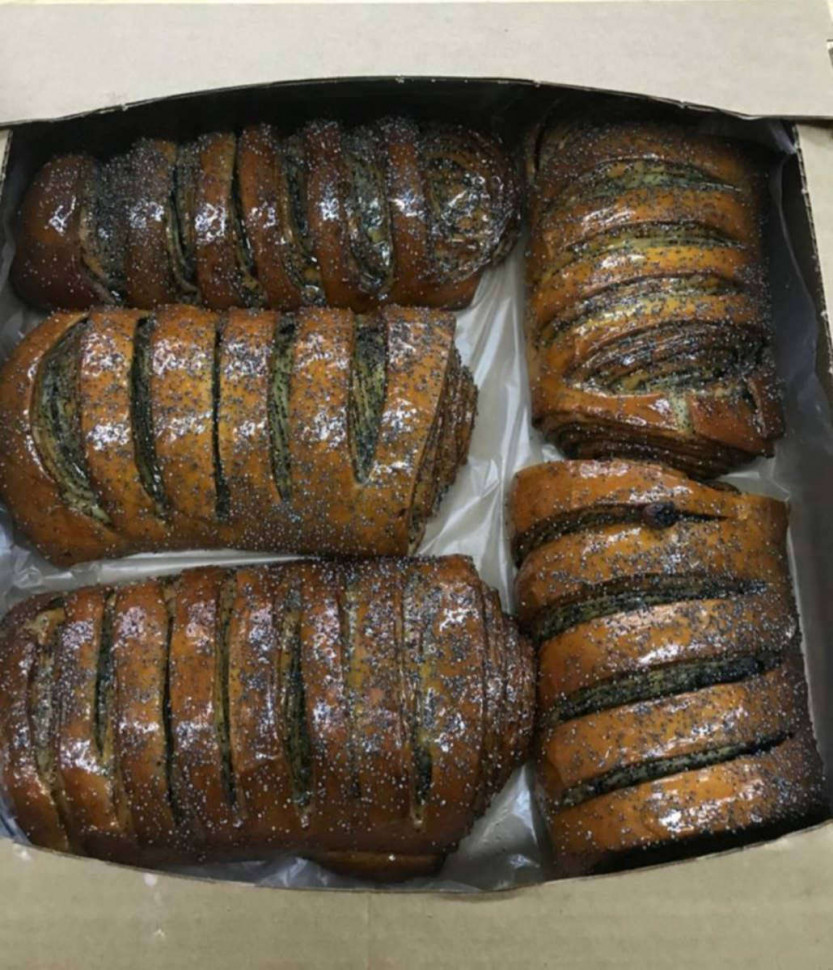   Рулеты с начинкой(маковой)   1,8 кг  